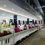 Ξενοδοχείο Ujvara Golem (Tirana)