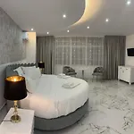 Ujvara Hotel 4*