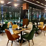 Ujvara Hotel