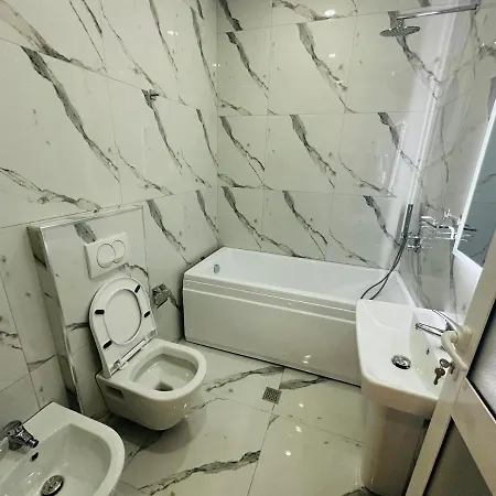 Ujvara Szálloda 4*