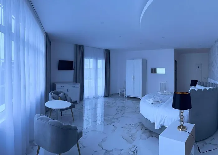 Hotel Ujvara 4*